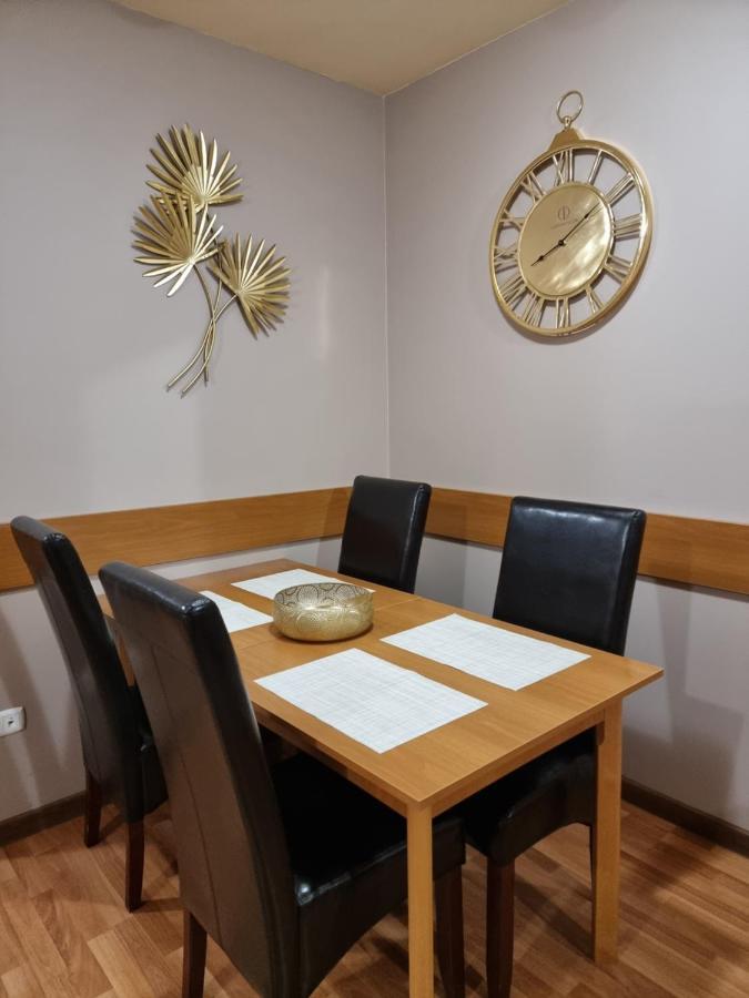 Relax Wellness Manzard Hajduszoboszlo Apartment Luaran gambar